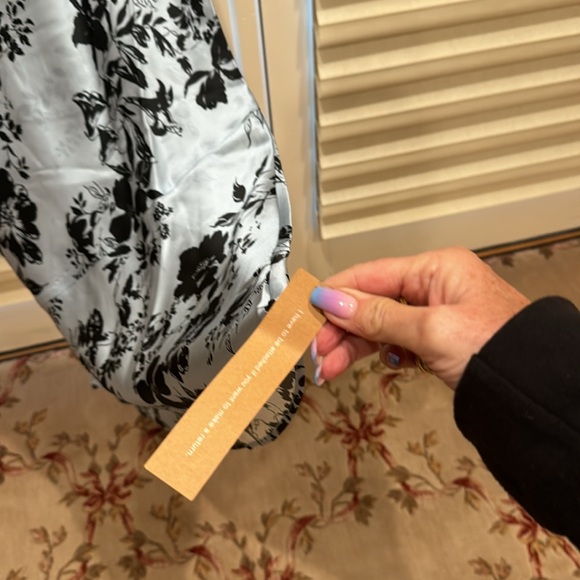 Reformation Brand New - Picture 3 of 9